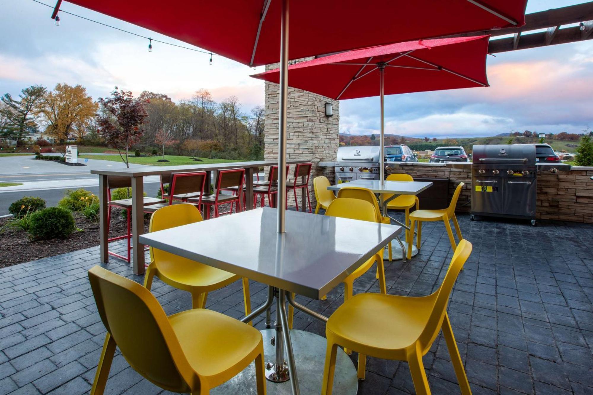 Home2 Suites By Hilton Lewisburg, Wv מראה חיצוני תמונה